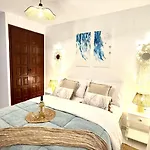 Blue Horizon By Deihu Experiences Apartman